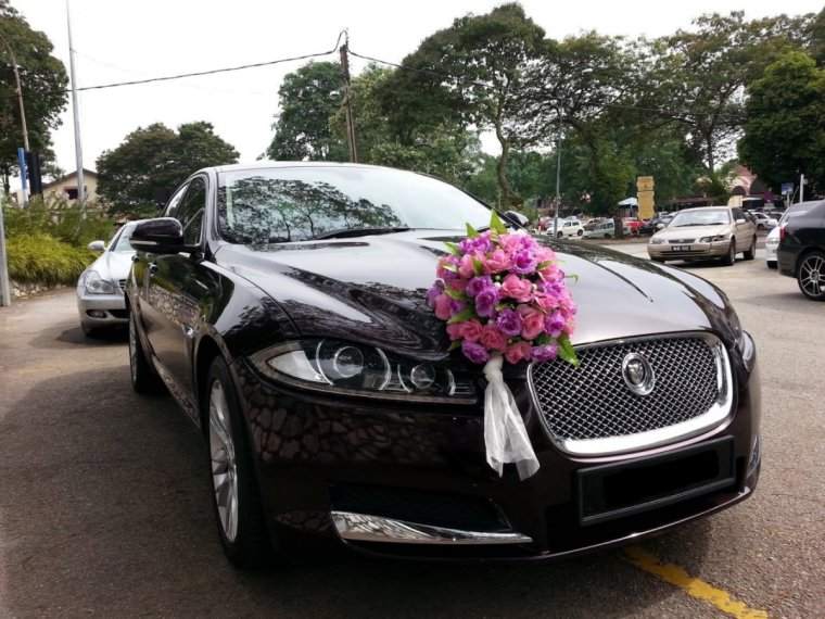 Шикарная машина на свадьбу