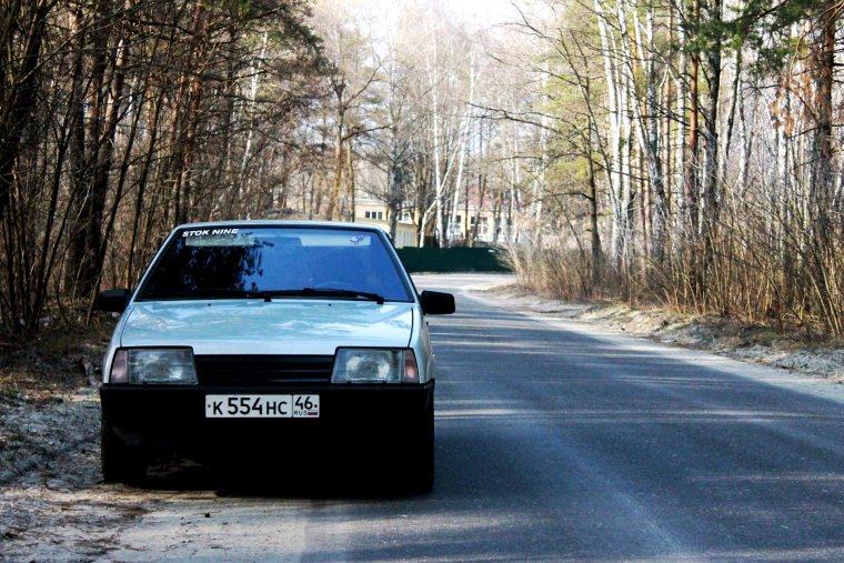 Белая девятка Сток