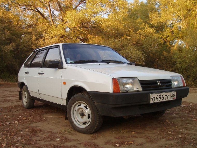 Лада девятка белая