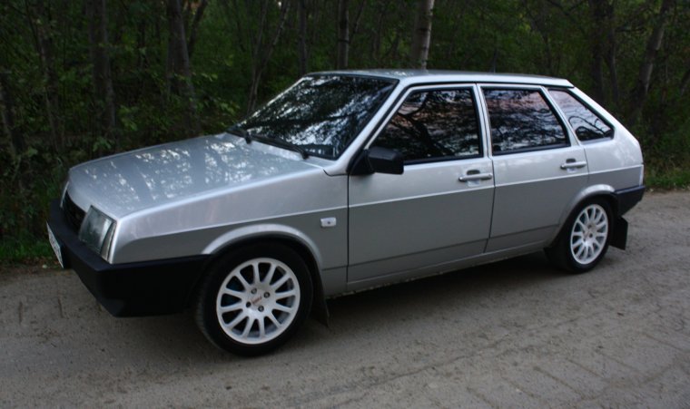 ВАЗ 2109 серебристый металлик
