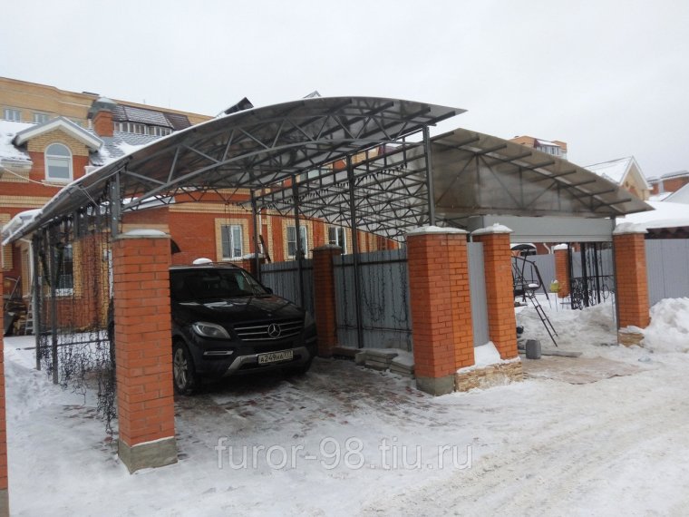 Навес над гаражом