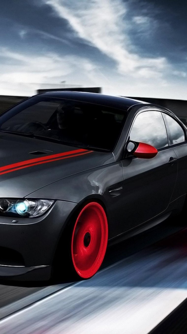 Самая красивая машина сзади