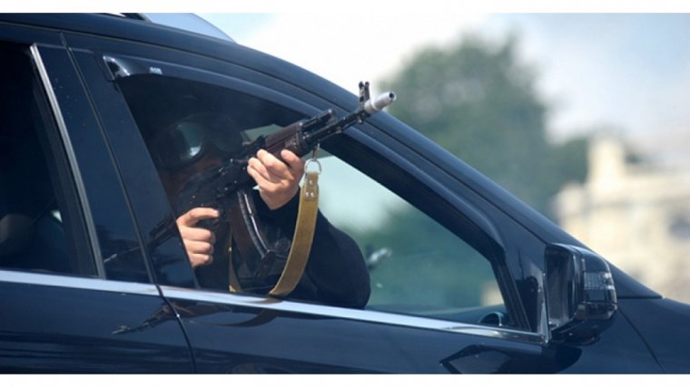 Стрельба из машины