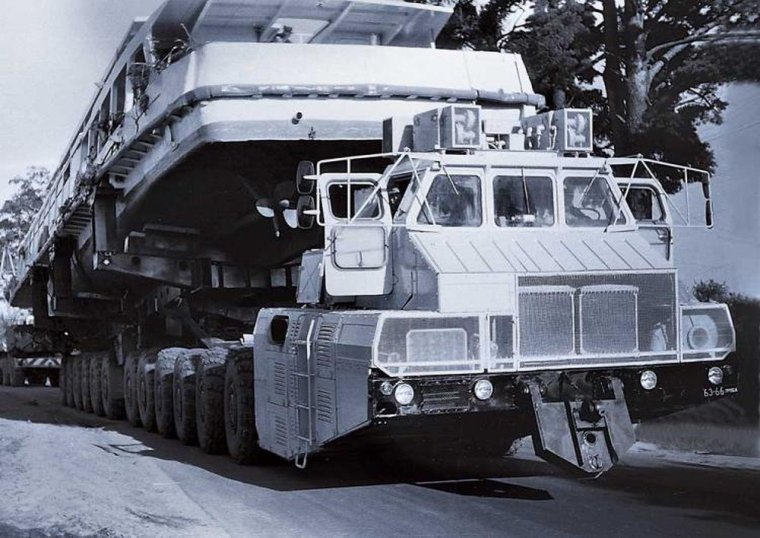 МАЗ 7907 Целина
