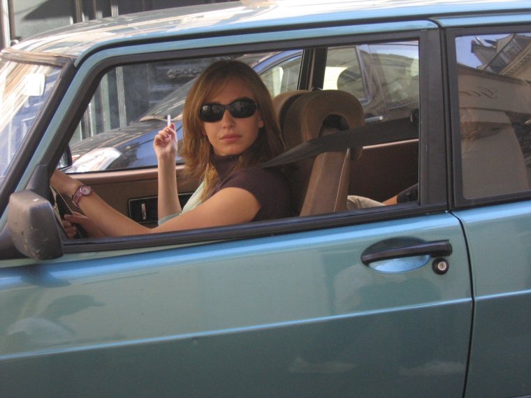 Курение в салоне автомобиля