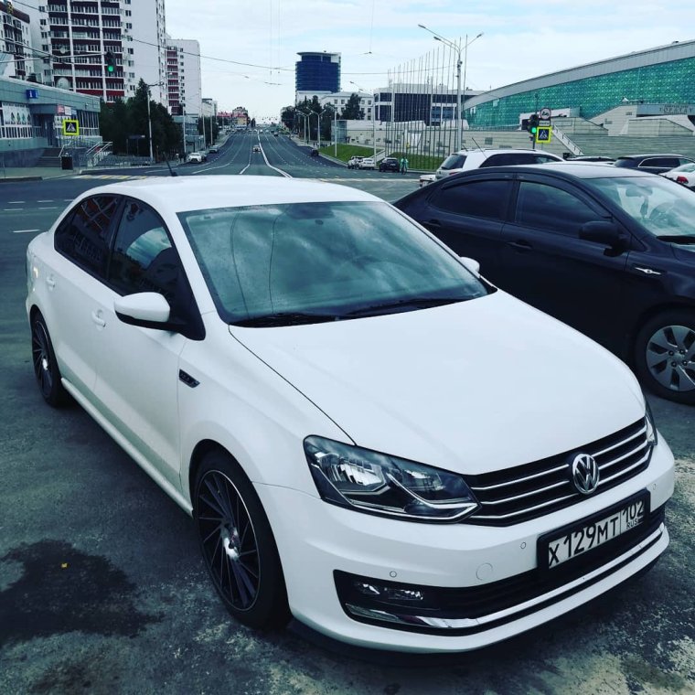 WV Polo sedan