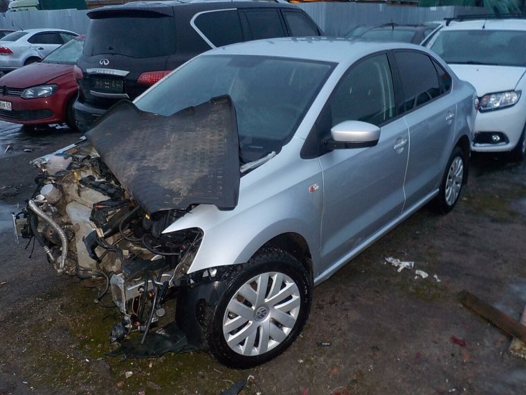 Битый VW Polo 1.4