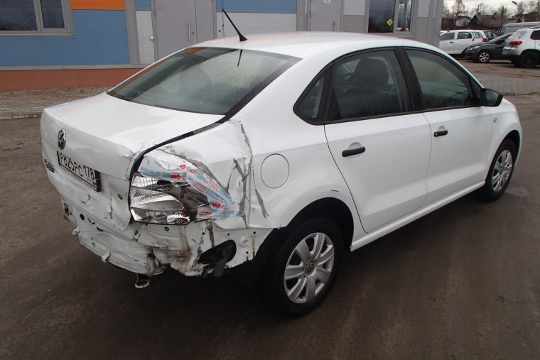 Битые Фольксваген поло 17 год