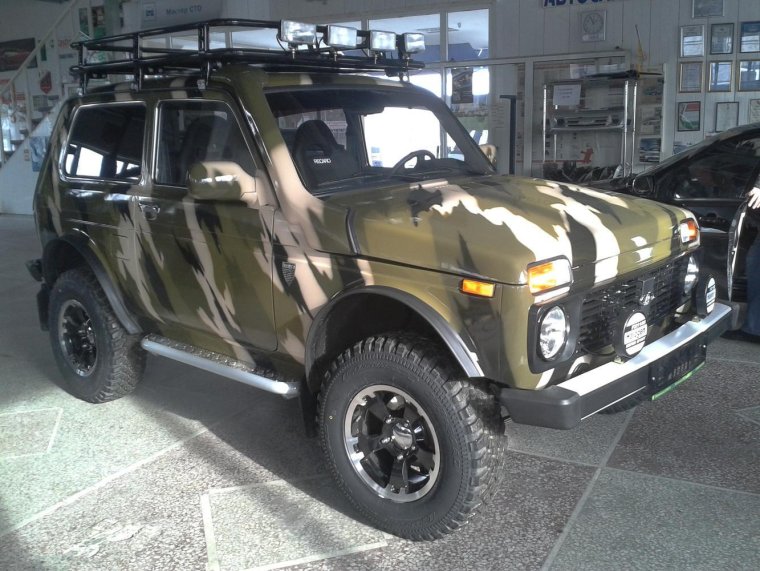 Нива 2121 бежевый камуфляж