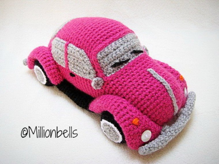 Вязаная машинка крючком