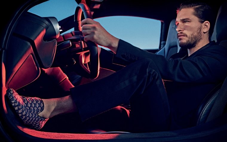 Кит Харрингтон фото для Джимми Чу