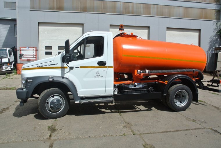 Прикольные надписи на ассенизаторских машинах