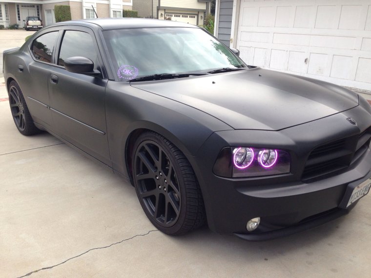 Dodge Charger srt8 матовый