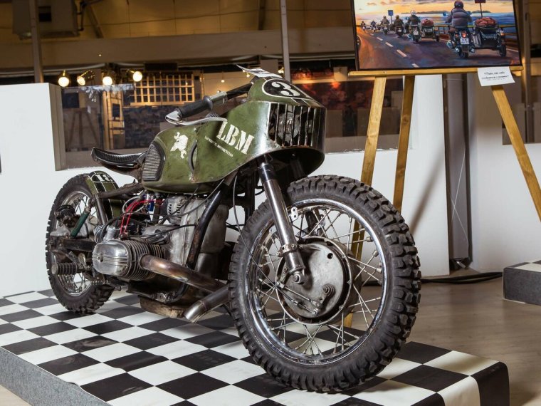 "Приводит в восторг": в США восхитились новым российским мотоциклом Ural