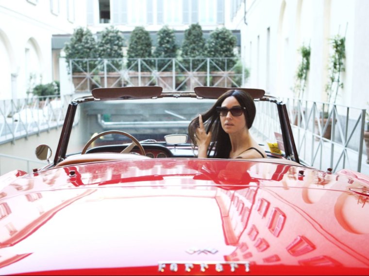 Феррари и Моника Беллуччи