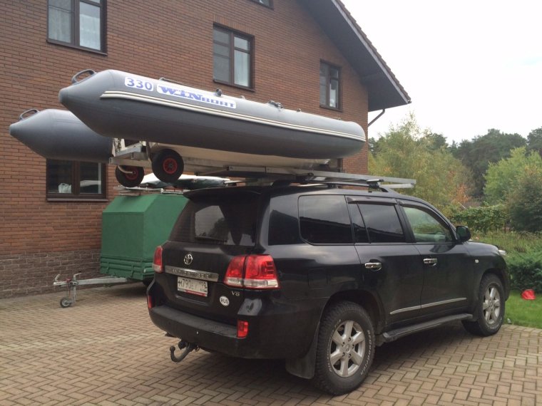 Лодка ПВХ на крышу ВАЗ 2104