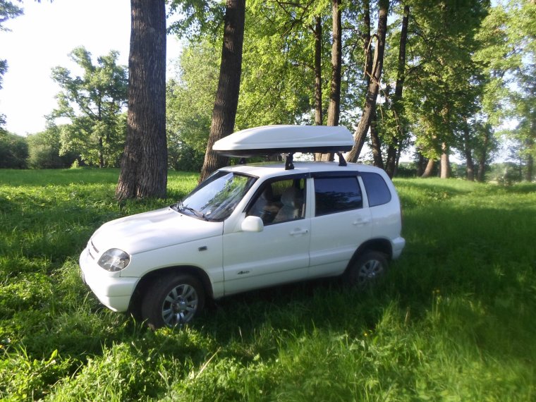 Лодка на крыше УАЗ Патриот