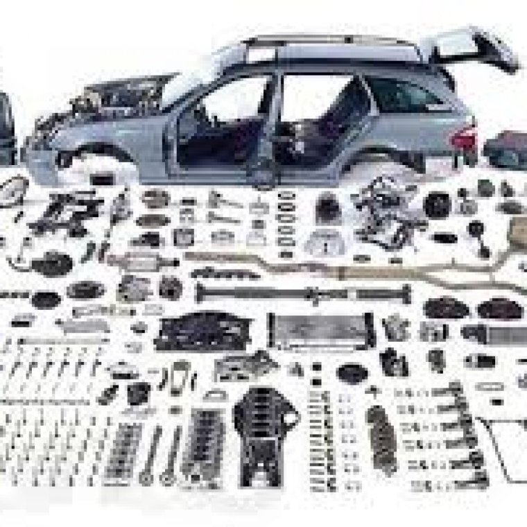 Разобранный салон авто