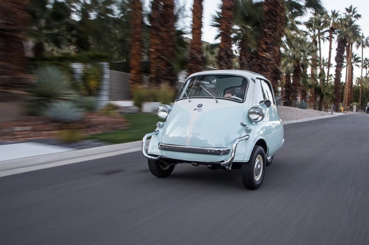 Маленькая BMW Isetta