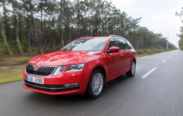 Шкода Октавия Блэк эдишн 2018