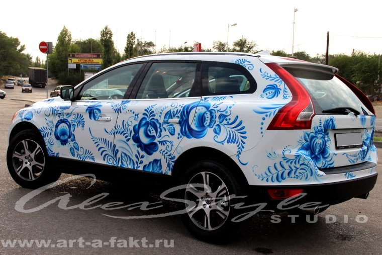 Машина под Гжель