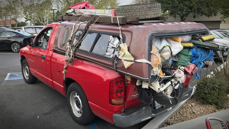 Хлам багажник автомобиля