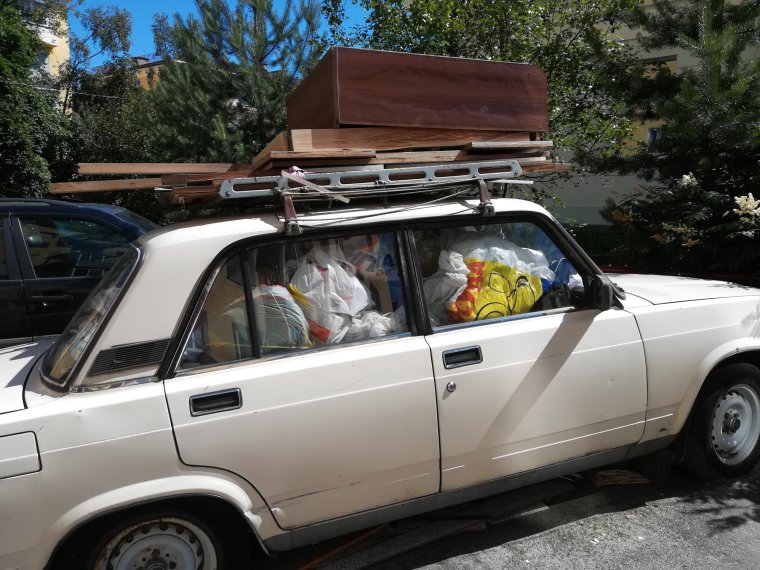 Битком набитая машина