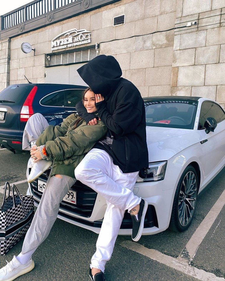 Олег Майами и Айза Анохина