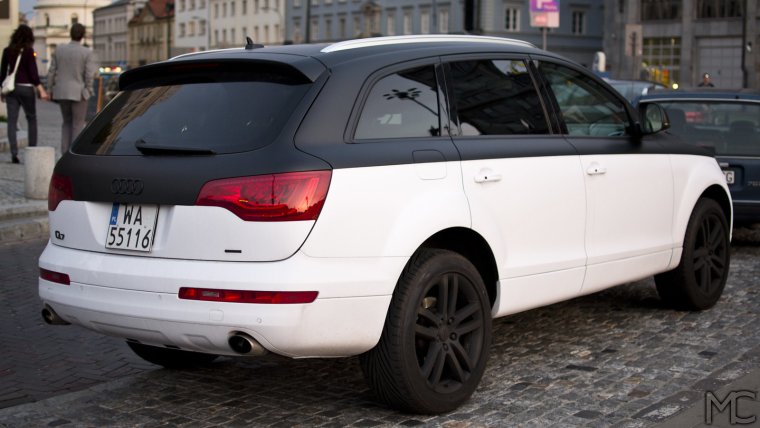 Субару Форестер sf5 с черной крышей