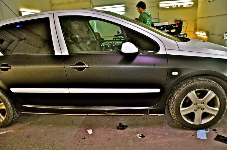 Приора черный верх