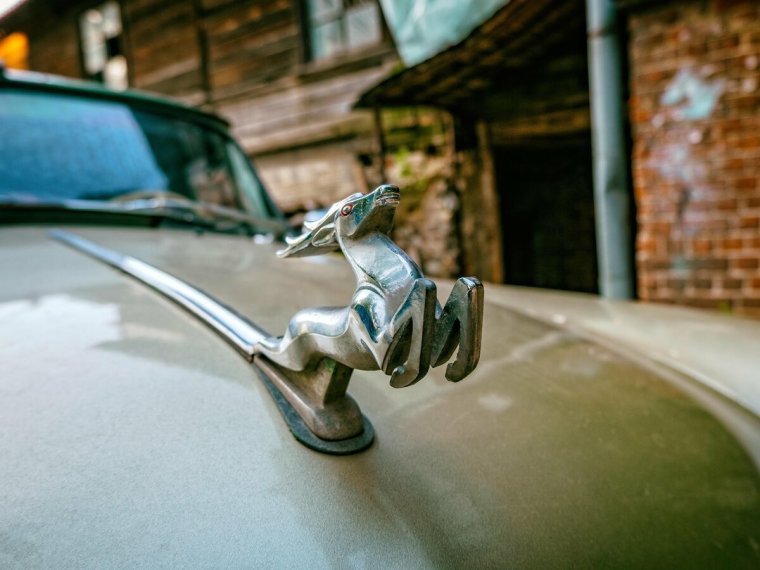 Ника Роллс Ройс статуэтка