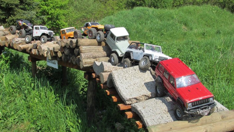 Трасса для трофи моделей