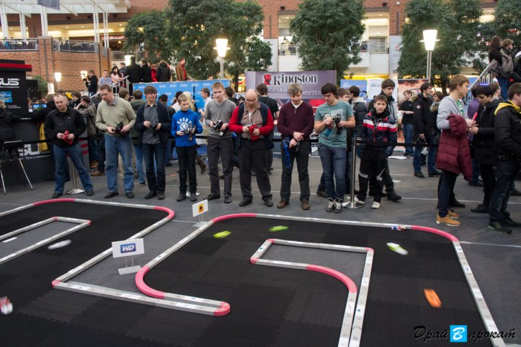 Гоночная трасса для радиоуправляемых машин