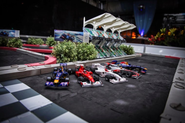 Гоночные трассы для радиоуправляемых машин