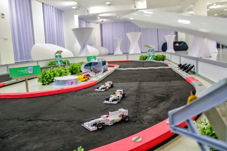 Трасса для радиоуправляемых машин