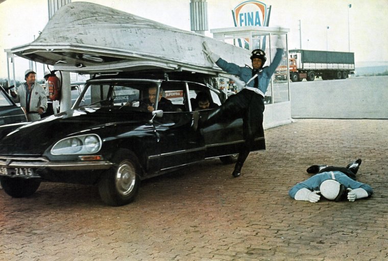 Машина в фильме Луи де Фюнес