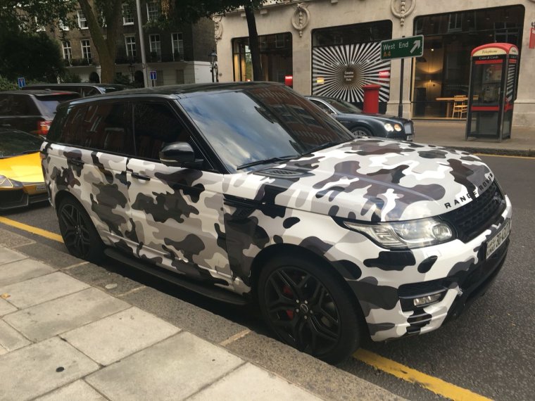 Рендж Ровер камуфляж