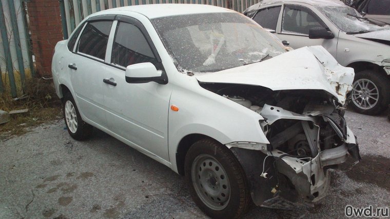 Битая Лада Гранта фл