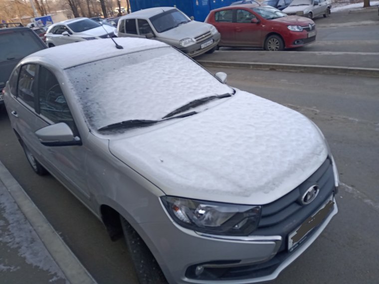 Лада Гранта 2020 лифтбек клаб серебряный