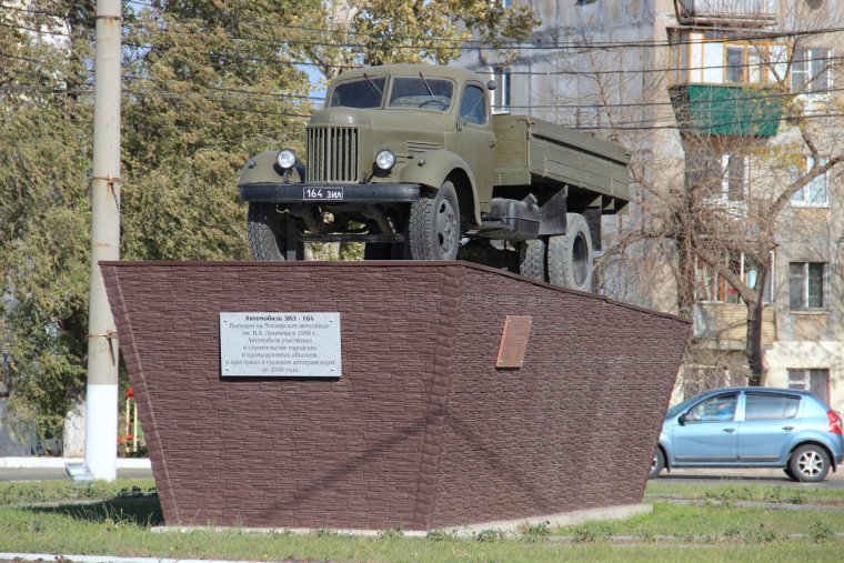 Памятник ЗИЛ-164 Ухта