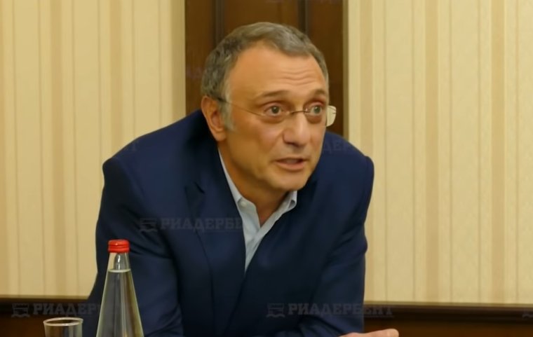 Сулейман Абусаидович Керимов жена