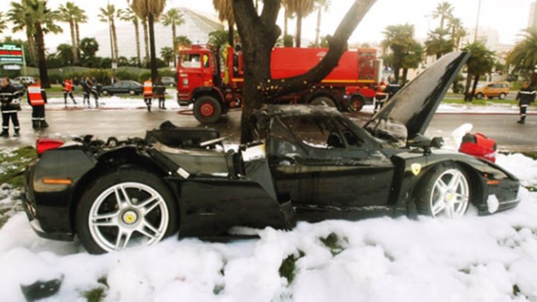 Сулейман Керимов Ferrari Enzo