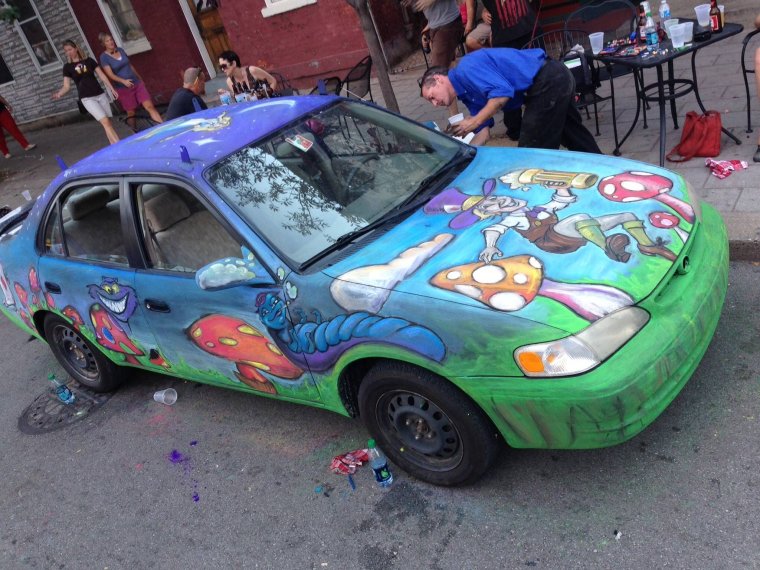 Машина в Paint