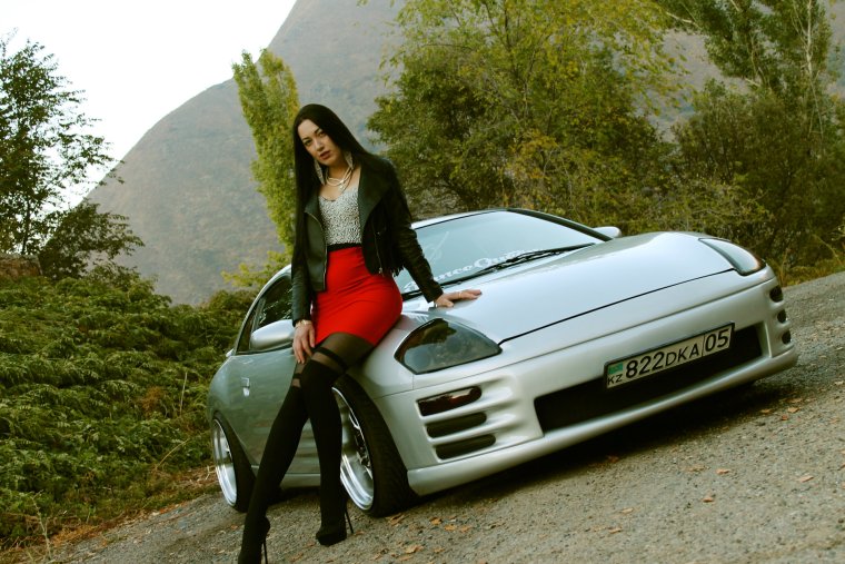 Девочки и Тачки