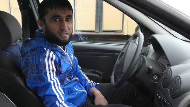 Таксист кавказец