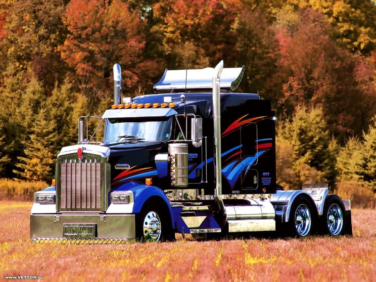 Американский грузовик Кенворт w900