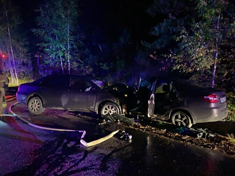 ДТП авария Мерседес в фуру