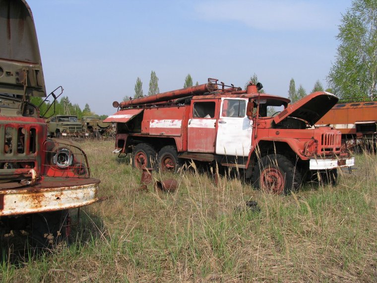 Заброшенная пожарная машина