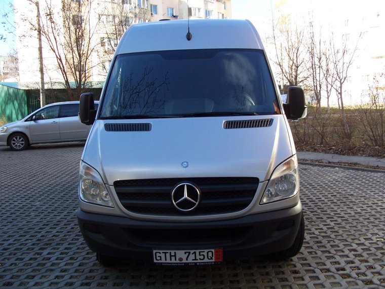 Мерседес Дельфин 2006 седан