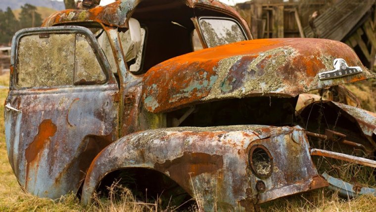 Старые ржавые машины